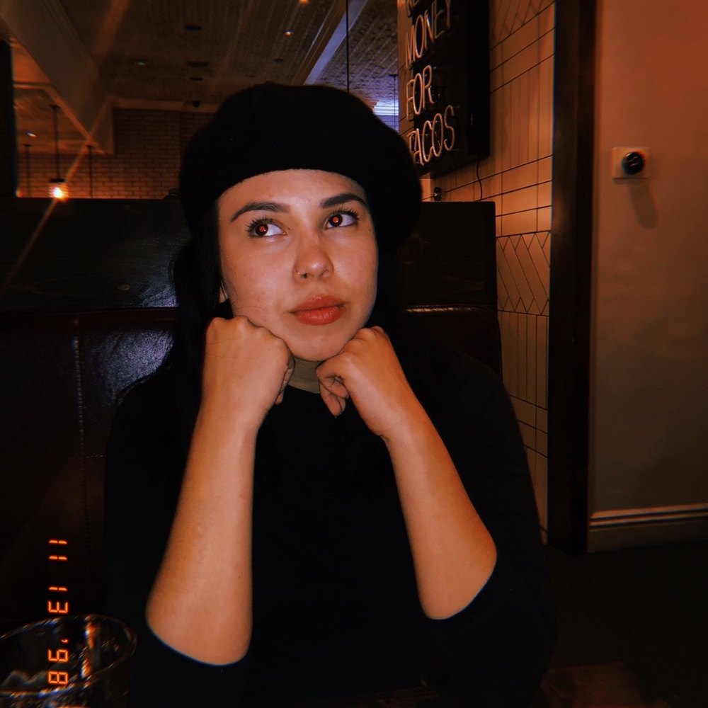 Meet your Posher, Stephania